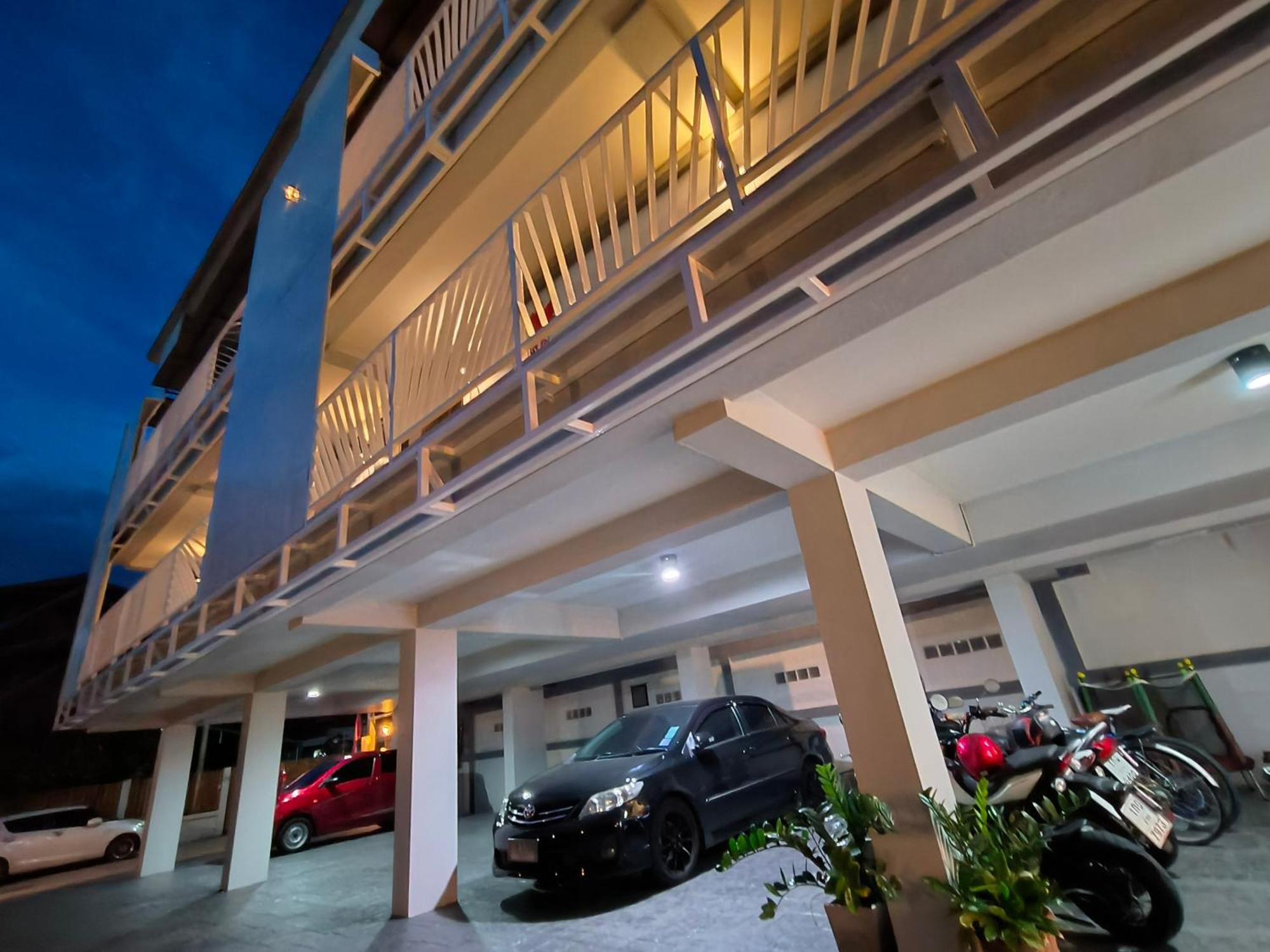 Le Neuf Nakorn Lampang Hotel Kültér fotó